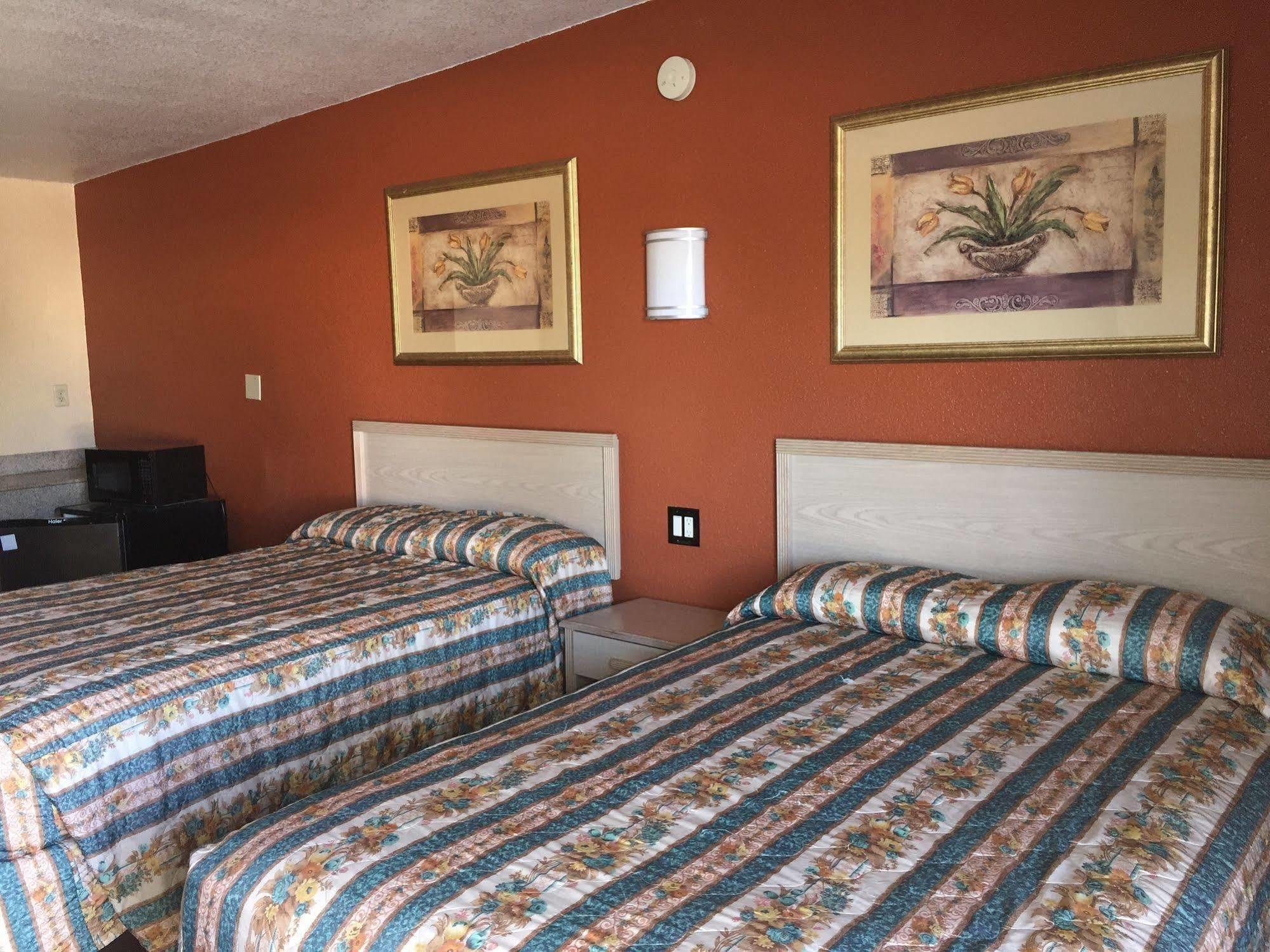 Desert Inn Westmorland Exterior photo