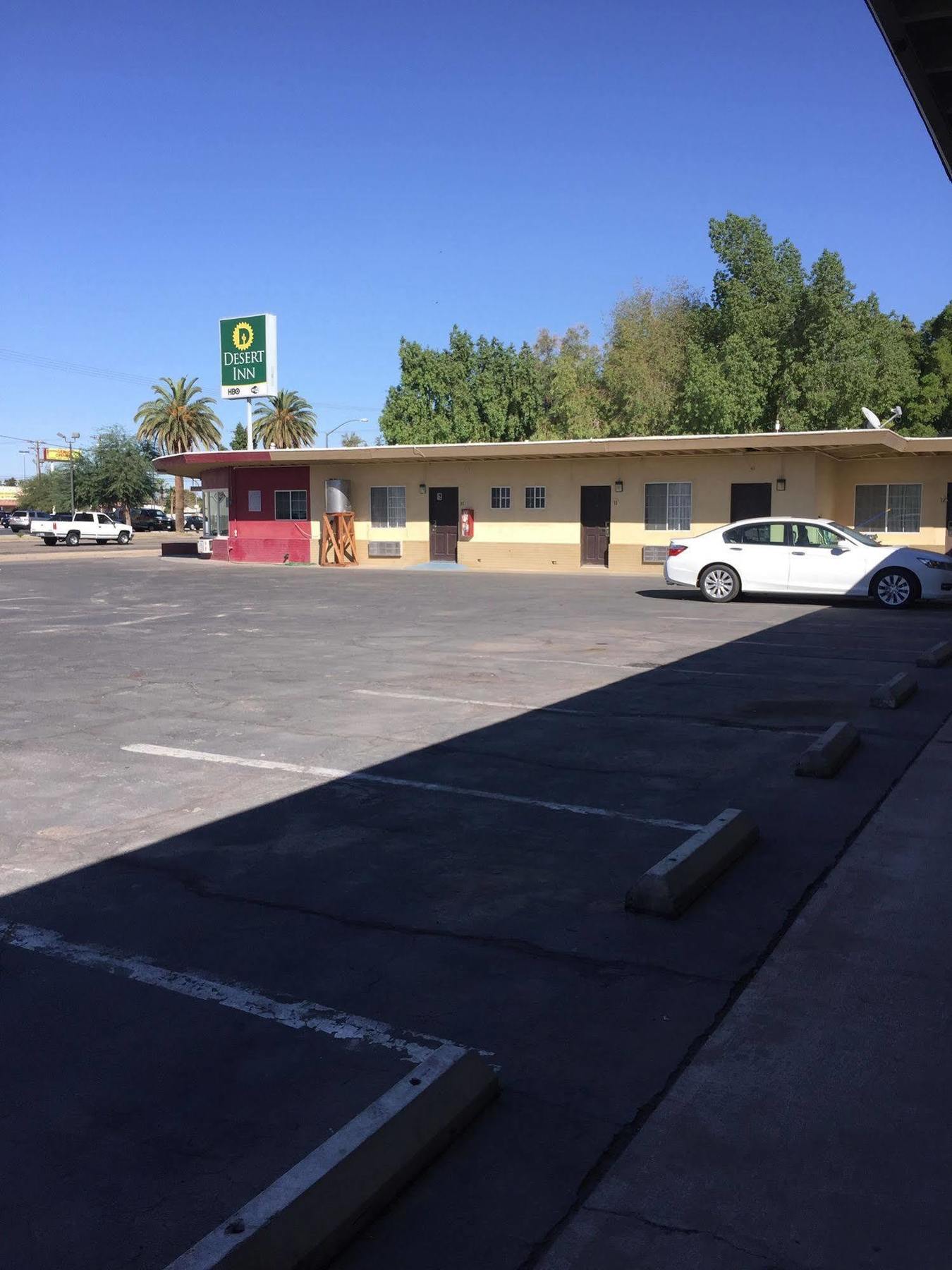 Desert Inn Westmorland Exterior photo