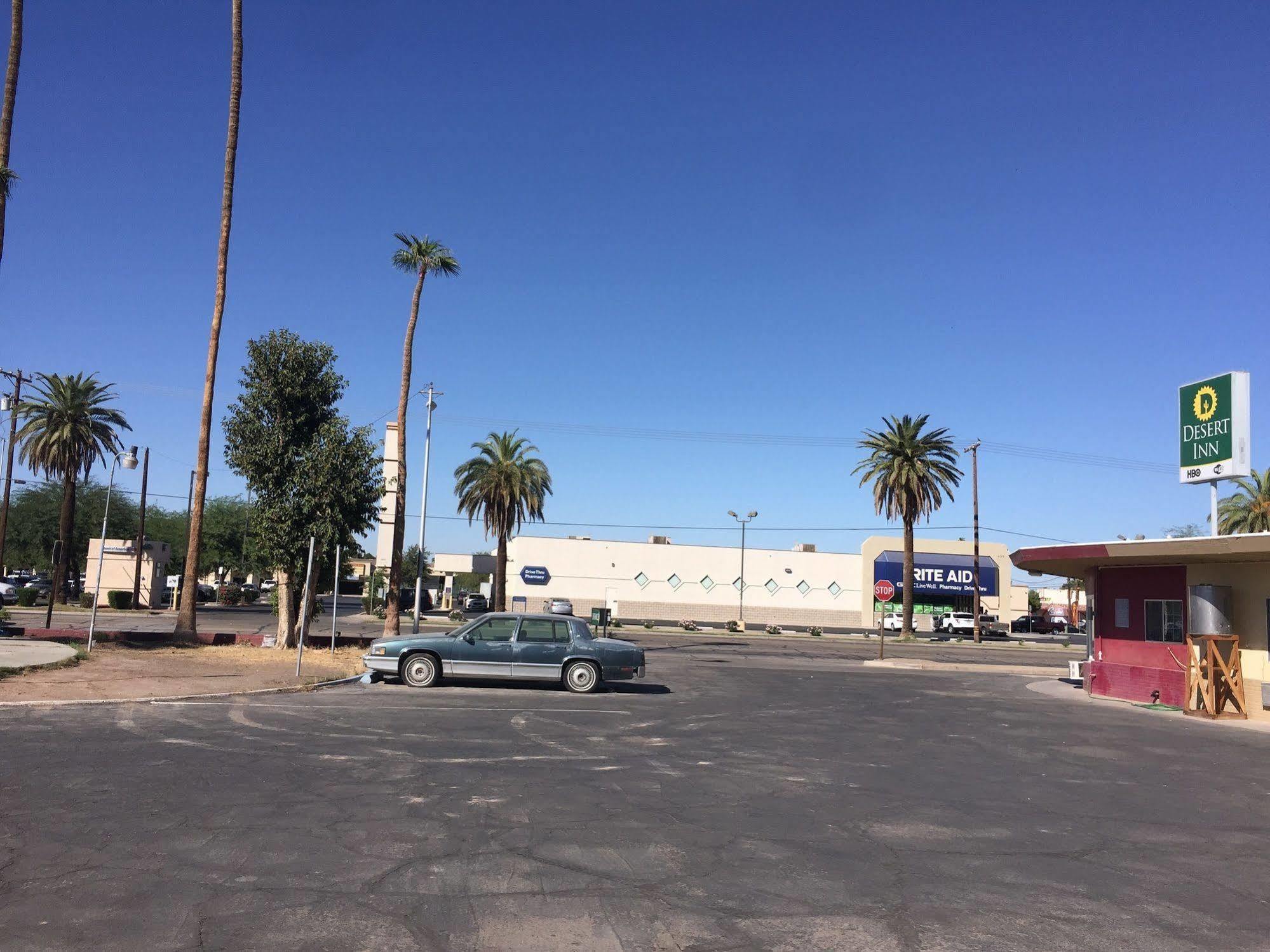 Desert Inn Westmorland Exterior photo